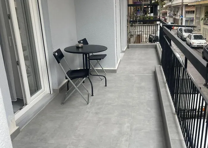 Modern In Menemeni Close To Center * Θεσσαλονίκη