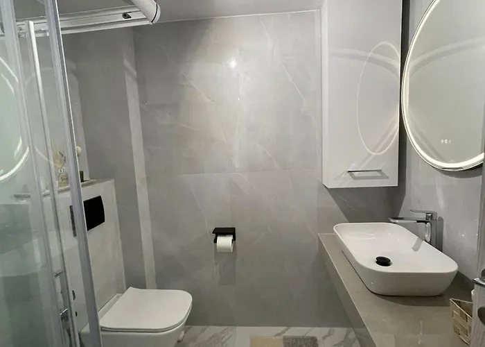 Апартаменты Modern In Menemeni Close To Center